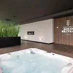 Lejlighedshotel Podczele Seashore & Jacuzzi With Parking By Renters Kołobrzeg