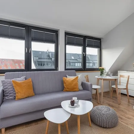 Podczele Seashore & Jacuzzi With Parking By Renters Aparthotel