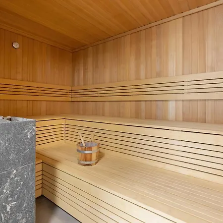 Podczele Seashore & Jacuzzi With Parking By Renters Aparthotel 3*