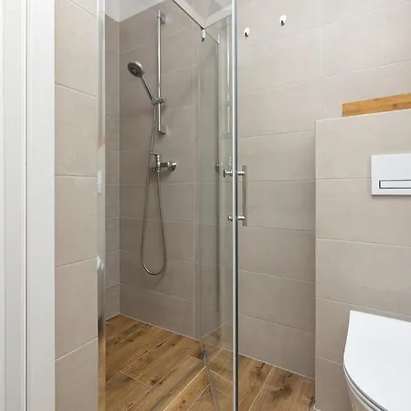 Podczele Seashore & Jacuzzi With Parking By Renters 3*