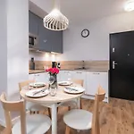 Апарт-готель Podczele Seashore & Jacuzzi With Parking By Renters 3*
