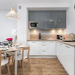 Апарт-готель Podczele Seashore & Jacuzzi With Parking By Renters