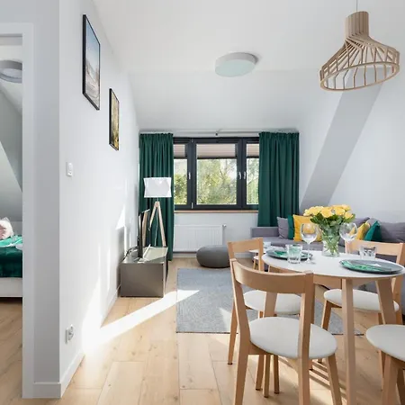 Podczele Seashore & Jacuzzi With Parking By Renters