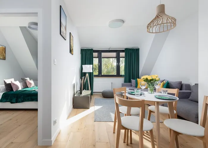 Podczele Seashore & Jacuzzi With Parking By Renters