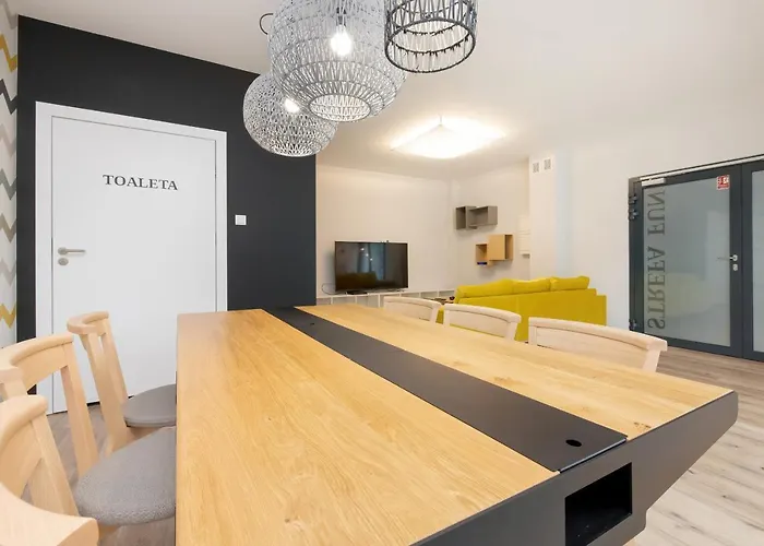 Podczele Seashore & Jacuzzi With Parking By Renters