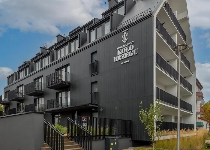 Aparthotel Podczele Seashore & Jacuzzi With Parking By Renters