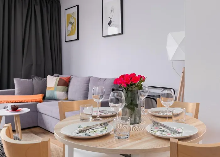 Aparthotel Podczele Seashore & Jacuzzi With Parking By Renters