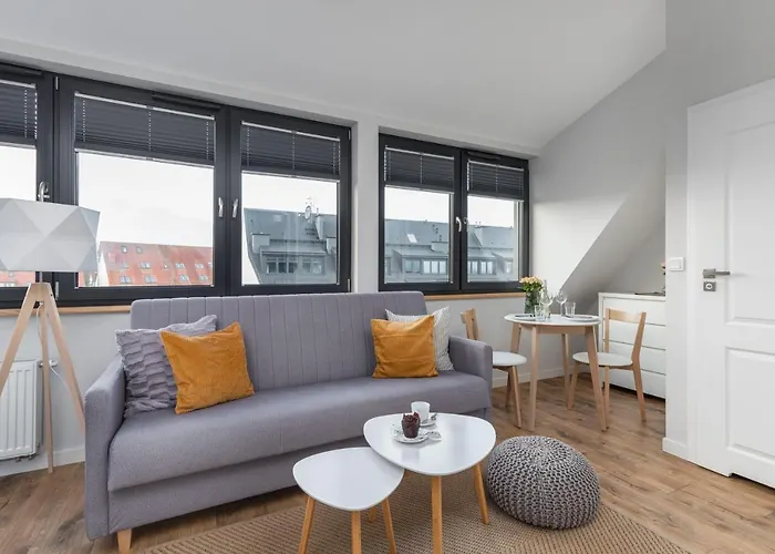 Podczele Seashore & Jacuzzi With Parking By Renters Aparthotel