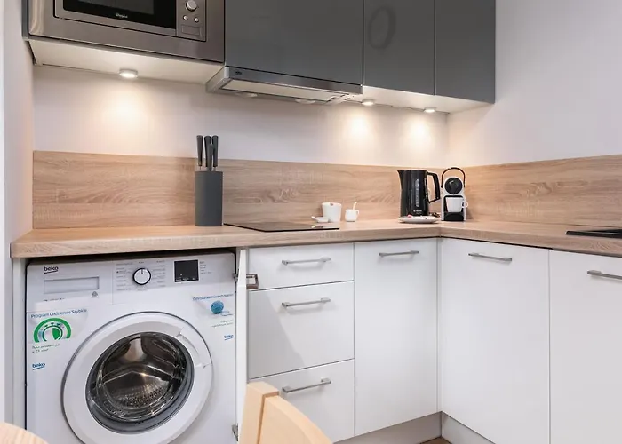 Podczele Seashore & Jacuzzi With Parking By Renters Aparthotel 3*